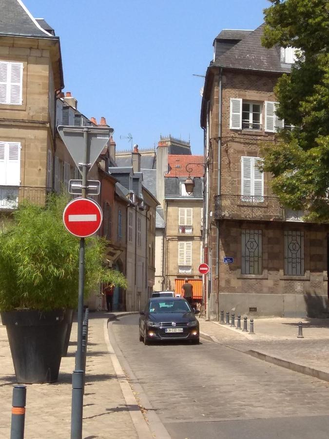 Studio Moulins Moulins  Exteriör bild